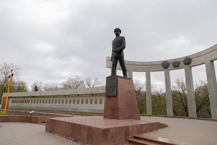 Elistory sidebar image