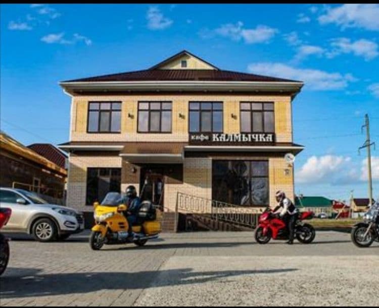 Ресторан «Калмычка». Республика Калмыкия, г. Элиста, ул. Пюрбеева, 38